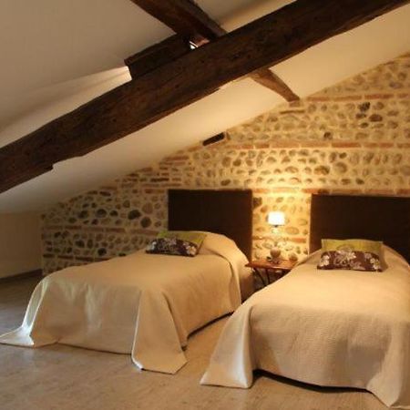 Terre De Garance Lagardelle-sur-Leze Room photo